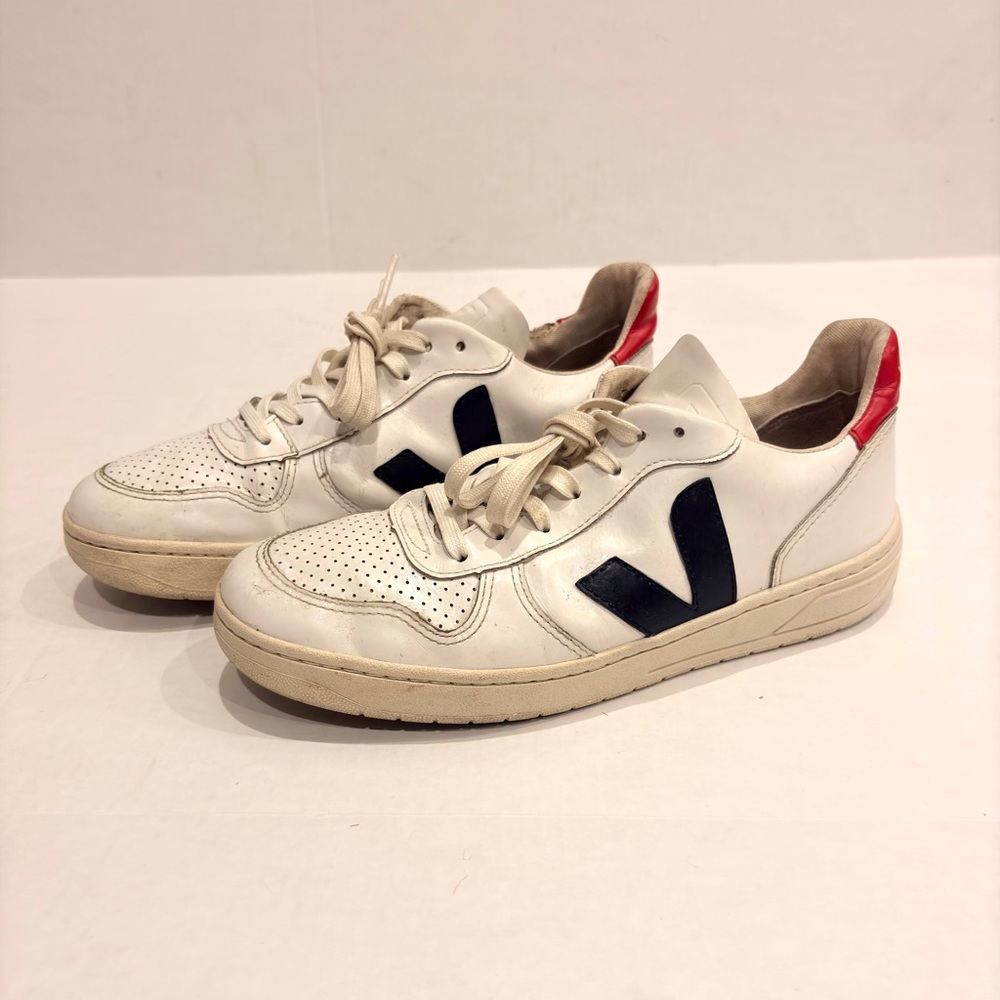 Veja  V 10 Women White sneakers size 10 W - Picture 6 of 14